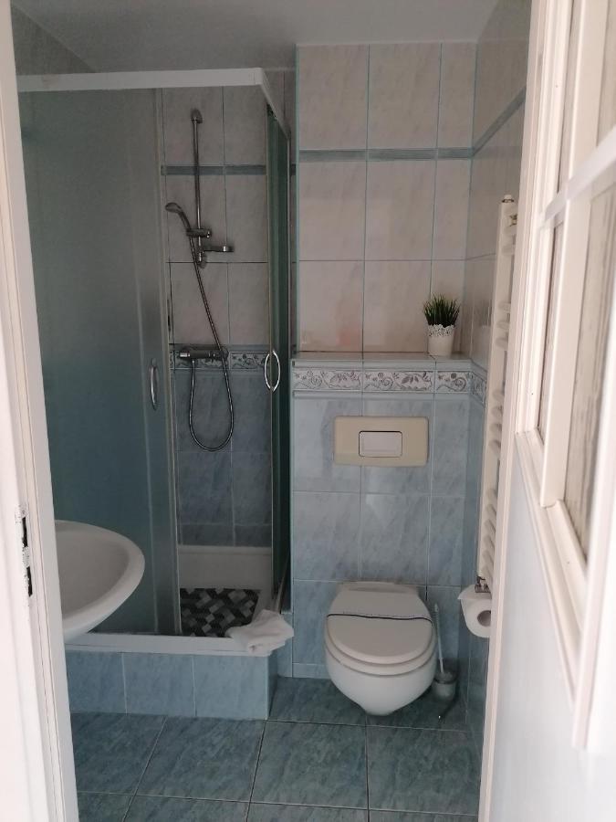 Ferienwohnung Gosciniec Pod Roza Chełmno Exterior foto